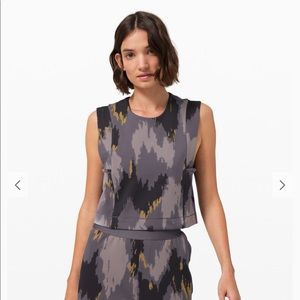 NWT lululemon x robert geller take the moment tank